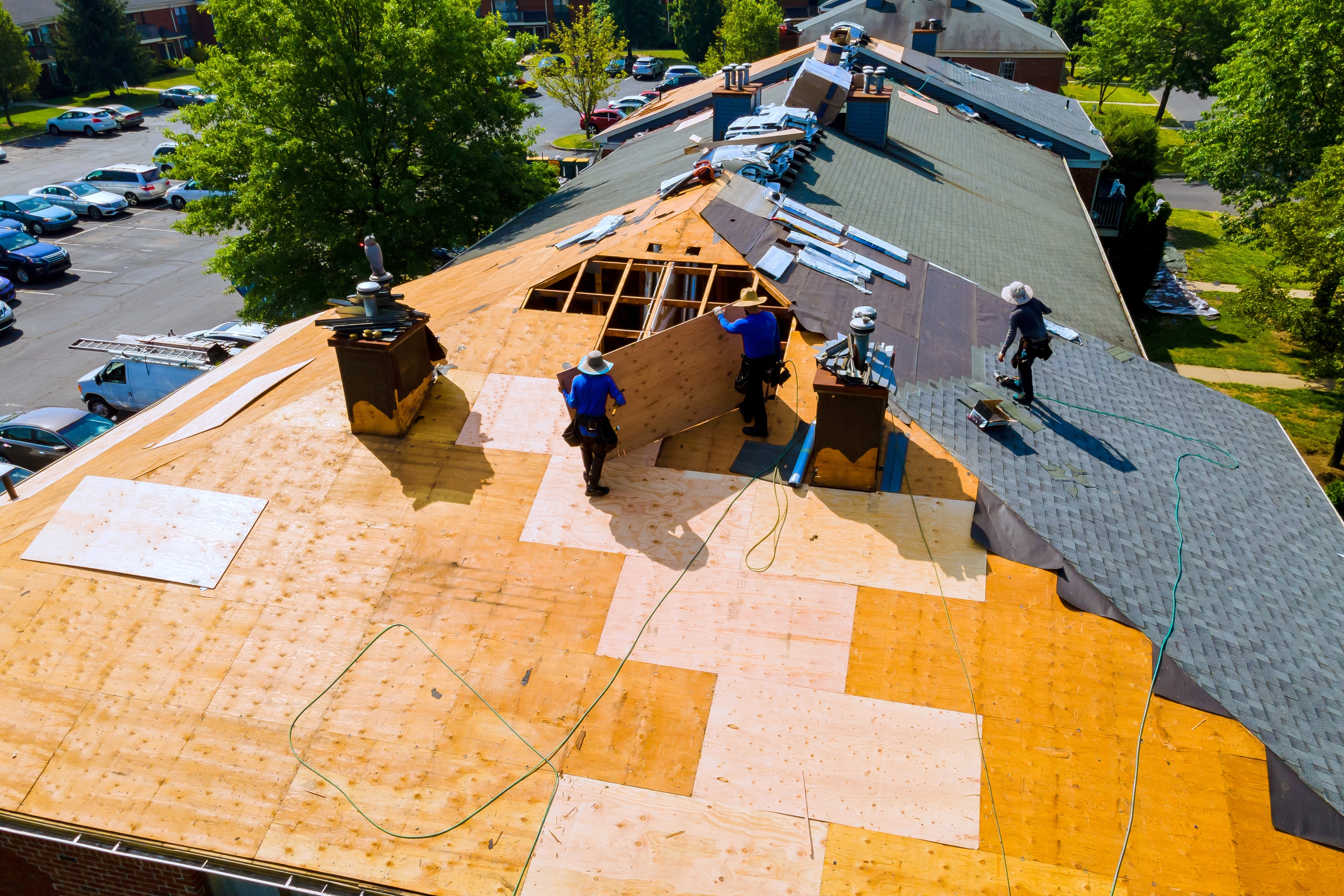 Roof Repair vs. Replacement in East Texas: How to Tell the Difference