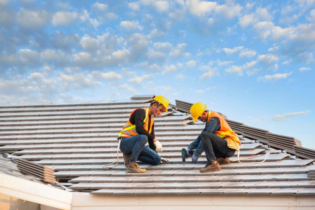 Damaged roof in Kilgore Texas being repaired by local roofing experts